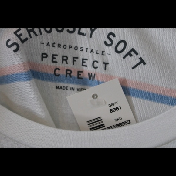 Women’s Aeropostale Shirt - Picture 2 of 3